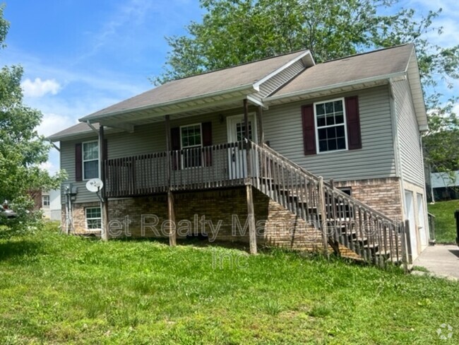 Building Photo - 266 Red Bud Ln Rental