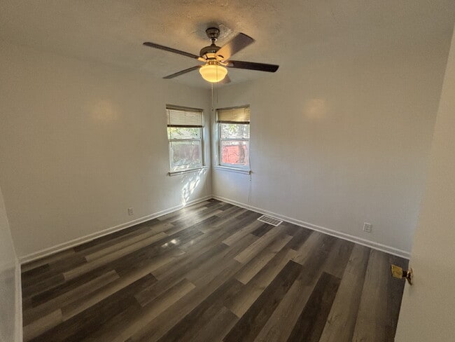 Photo - Charming 4-Bed Home in Tarrytown!