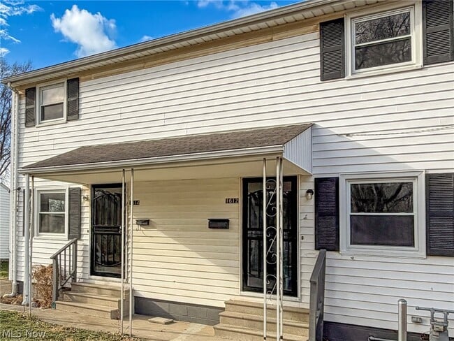 Photo - 642 Broadway