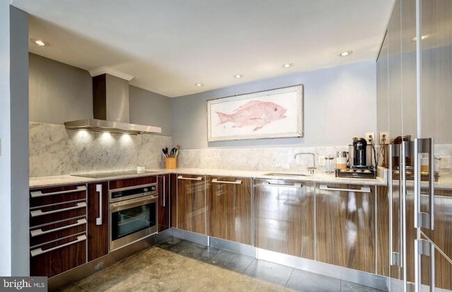 Photo - 3210 Grace St NW Unidad 308