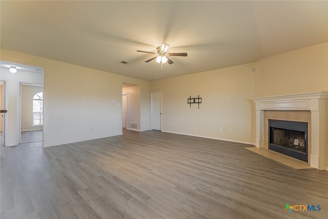 Photo - 5001 Bridgewood Dr