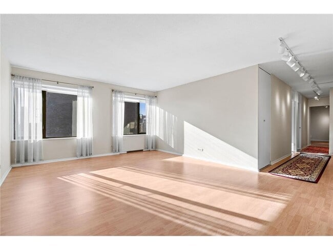 Building Photo - 15 S 1st St Unit A1220 Rental