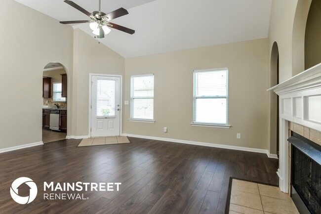 Photo - 4623 Rosser Loop Dr