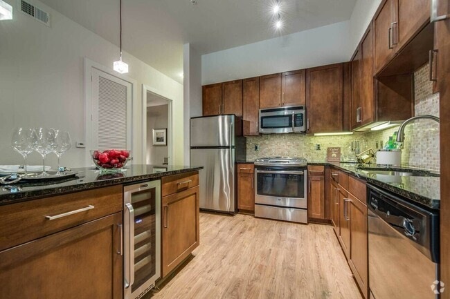Building Photo - Limited Time! Get 1 Month Free on a 2/2! Unit TGW2 Rental