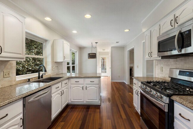 Photo - 58 Fire Flicker Pl