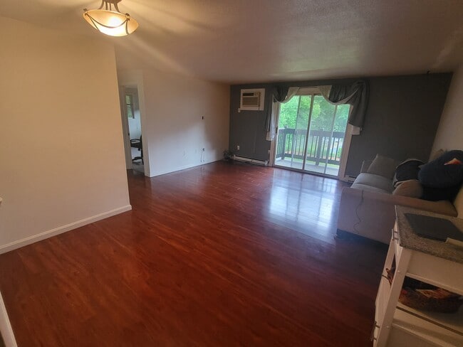 Living and Dining Area - 39 Pleasant St Condo Unit B22