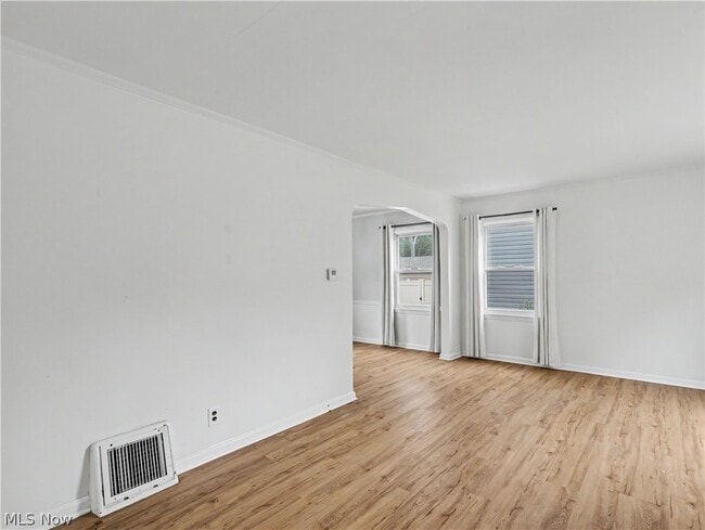 Photo - 329 Pierce Ave
