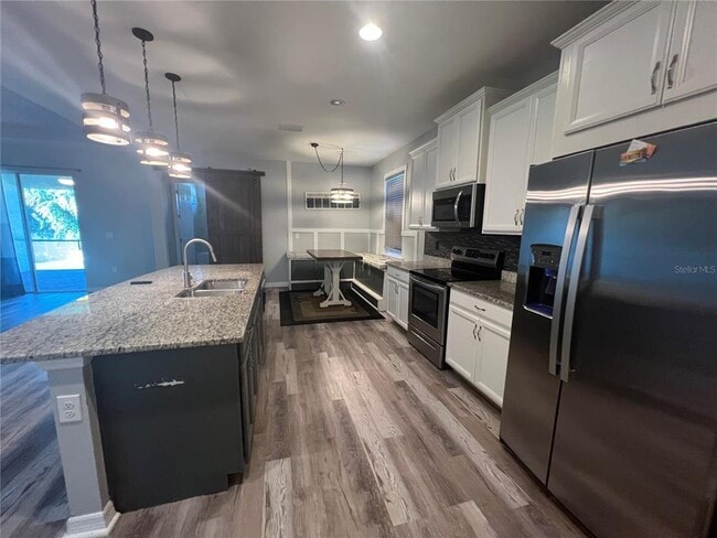 Photo - 10487 Atenia St