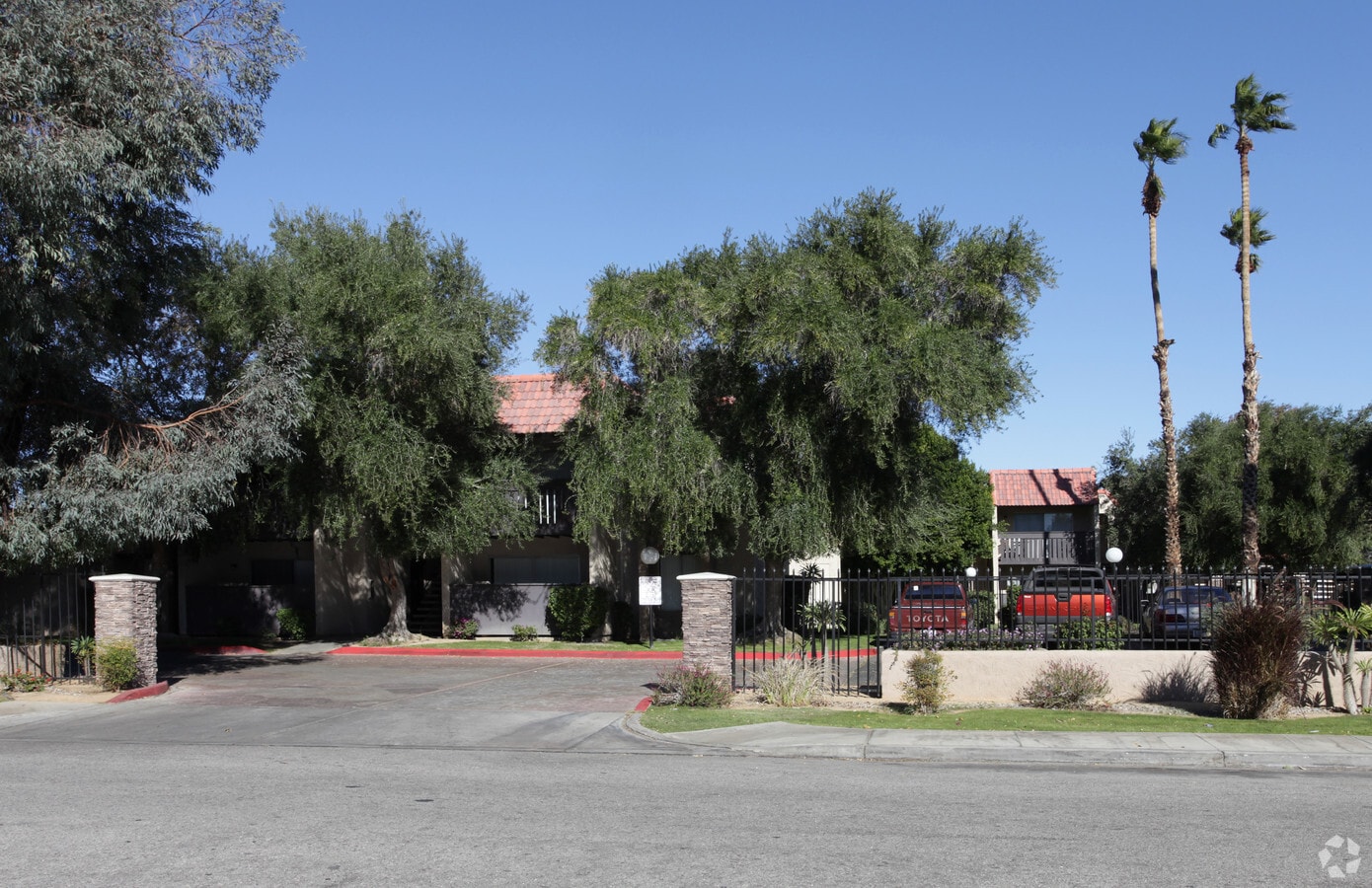 Parkview Plaza II - Parkview Plaza II