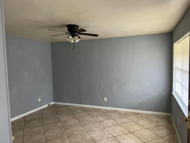 Photo - 700 Corley Ave Unit 700 Corley St - 766
