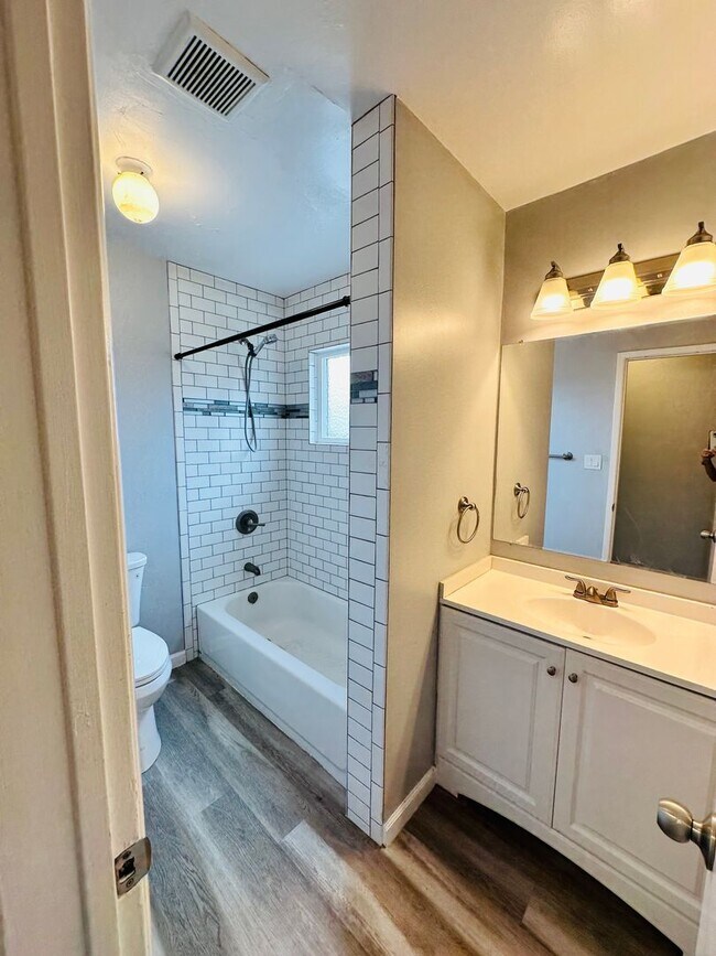 Photo - Bright and Updated 2-Bedroom Apartment – S...