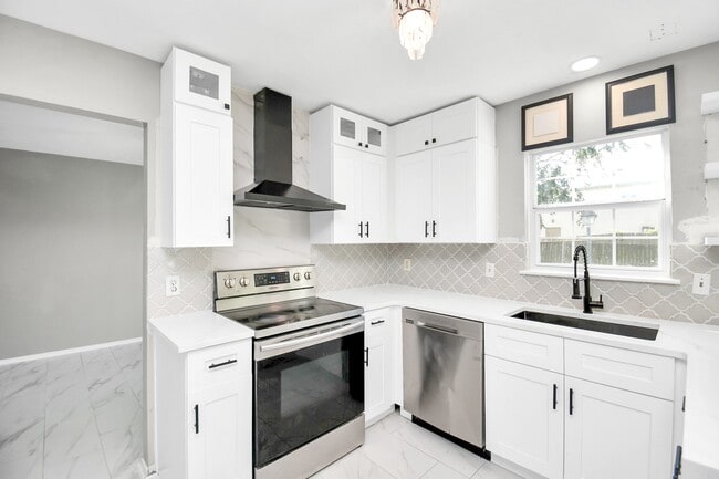 Photo - 20423 Blue Juniper Dr