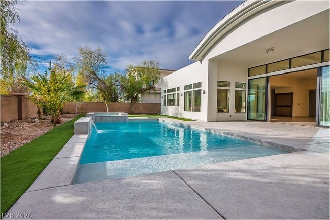 Photo - 7434 Yonie Ct