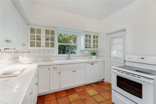 Photo - 414 Camilo Ave
