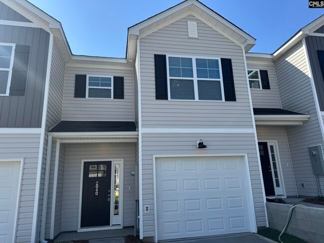 Building Photo - 2040 Armada Rd