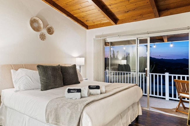 Photo - 321 W Kalmia St Unit Upper  A