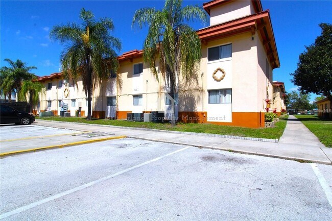 746 McDougall Ct Unidad Bldg G 1