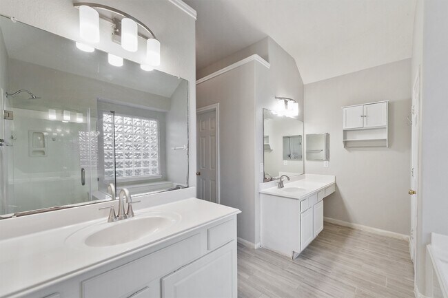 Photo - 7039 Fountain Lilly Dr