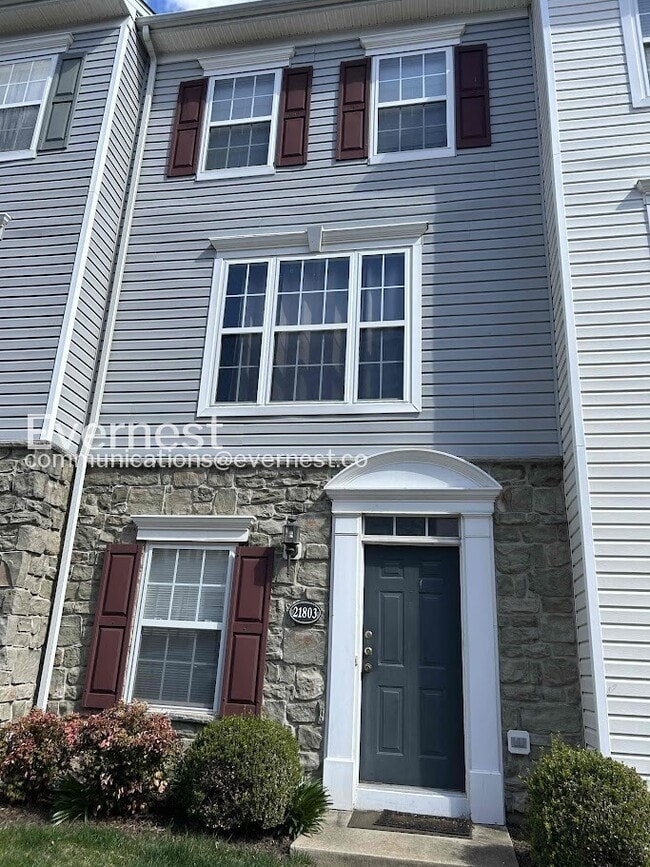 Photo - 21803 Flanders Ct