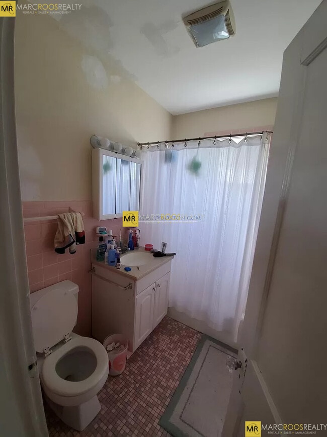 Photo - 11 Fairfield St Condo Unit 1