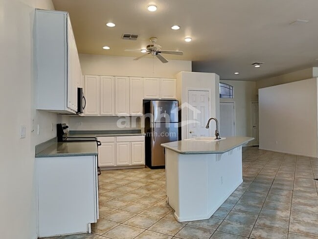 Photo - 8027 W Clara Ln