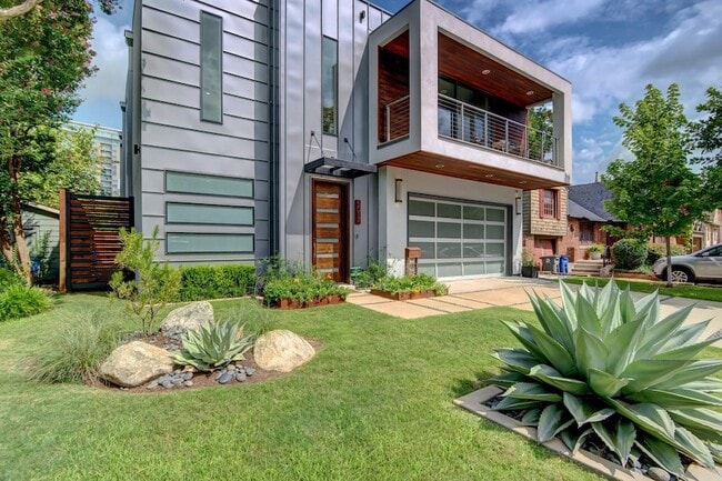 Photo - 5017 Milam St