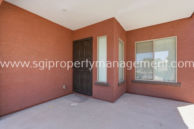 Photo - 6827 N 71st Dr
