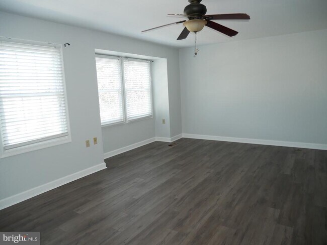 Photo - 12129 Salemtown Dr