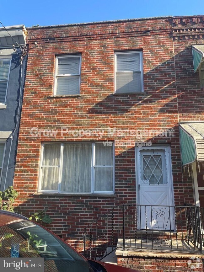 Building Photo - 925 Watkins St Rental