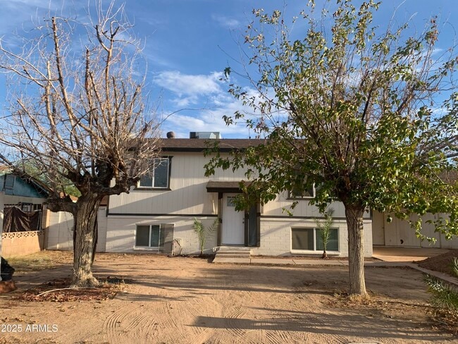 Building Photo - 4525 E Alta Vista Rd Rental