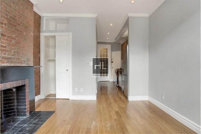 Building Photo - LEROY ST. Rental