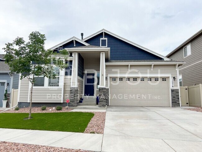 Building Photo - 1576 Grand Overlook St