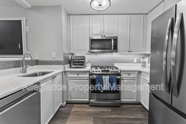 Photo - 171 Somervelle St