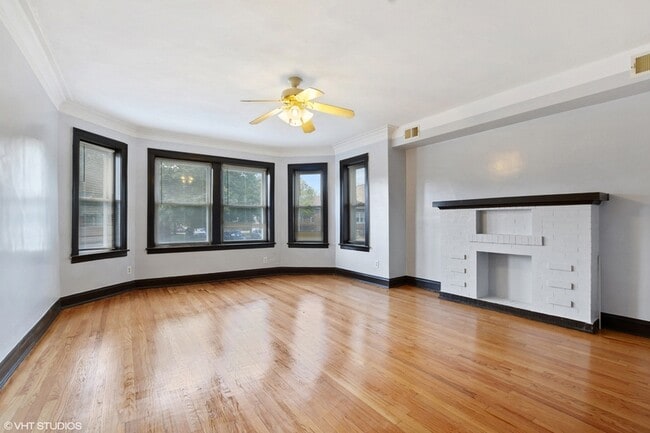 Building Photo - 1317 W 80th St Unit #1