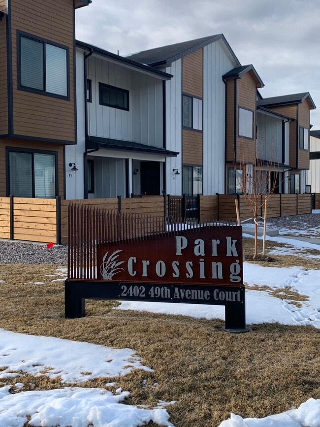 Building Photo - 2402 49th Avenue Ct Unit 33