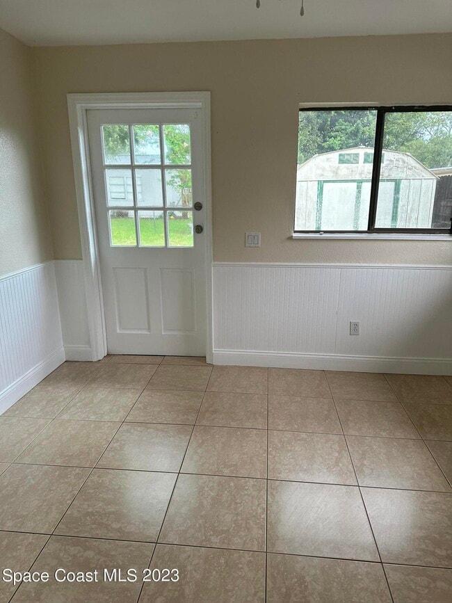 264 Monaco Rd