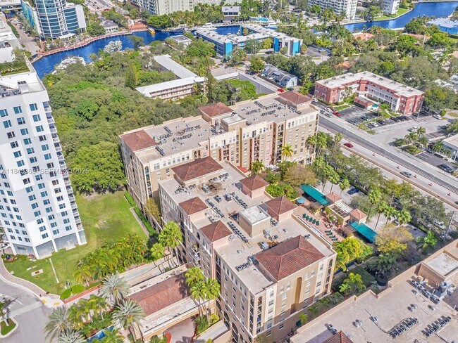 Photo - 520 SE 5th Ave Unidad 3503