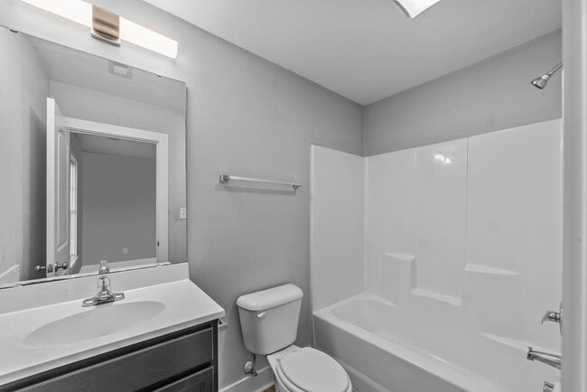 Photo - 410 Thad Little Rd