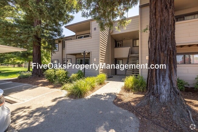 Building Photo - 3715 Tallyho Dr Rental