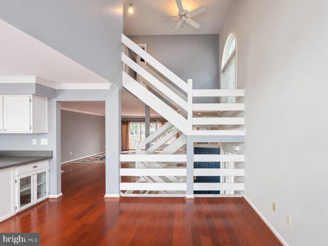 Photo - 84 Andover Ct
