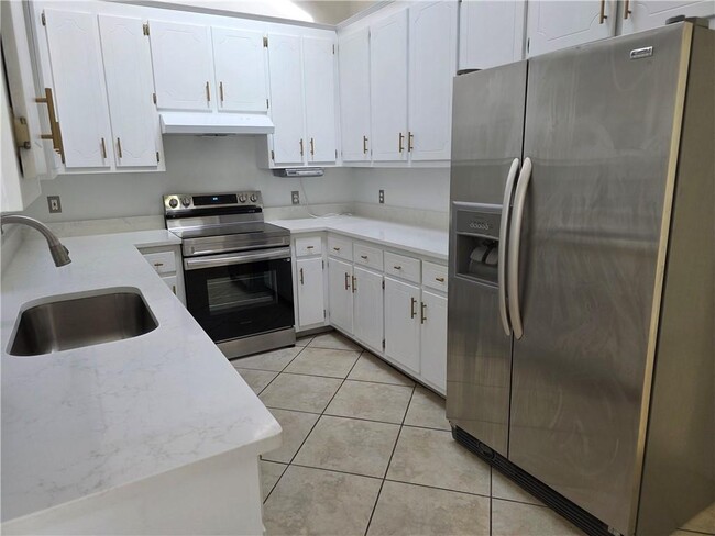 Photo - 5632 Bentley Ct