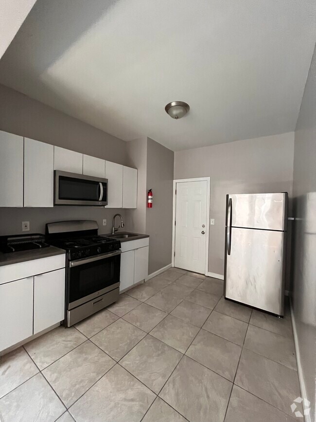 Building Photo - 293 Halsted St Unit 4 Rental