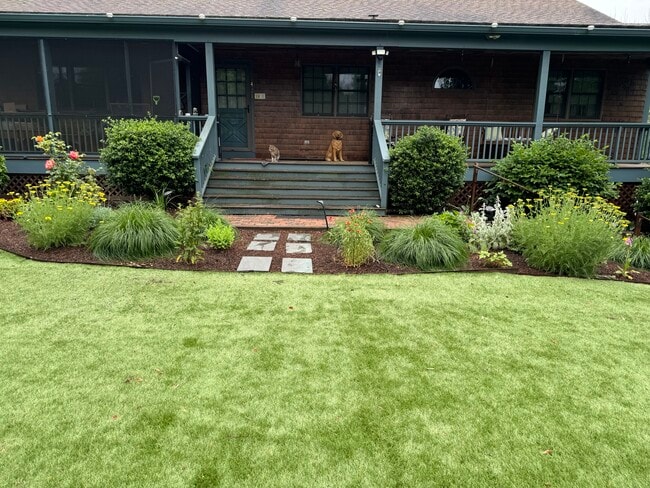 Front of house - 421 Oakhill Ave