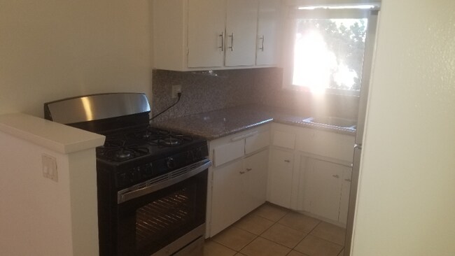 Photo - 1025 Idaho Ave Unit 9