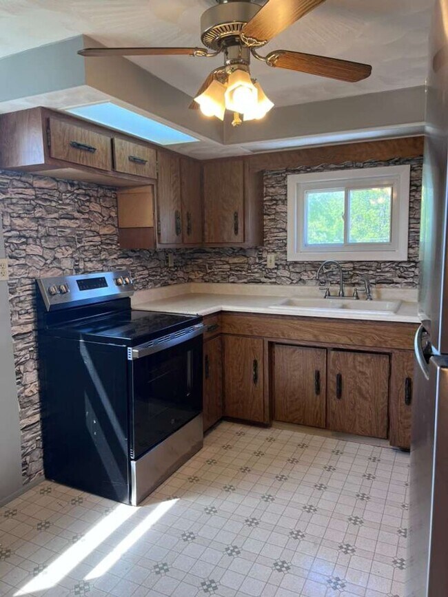 Photo - 1024 3rd Ave Unit 2nd Fl.