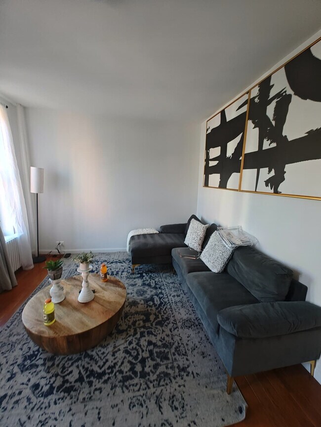 Photo - 402 E 11th St Unidad ID1297048P