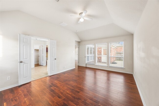 Photo - 15410 Redbud Dale Ct