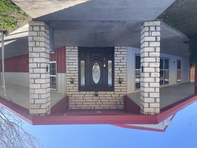 Building Photo - 11615 TX-36