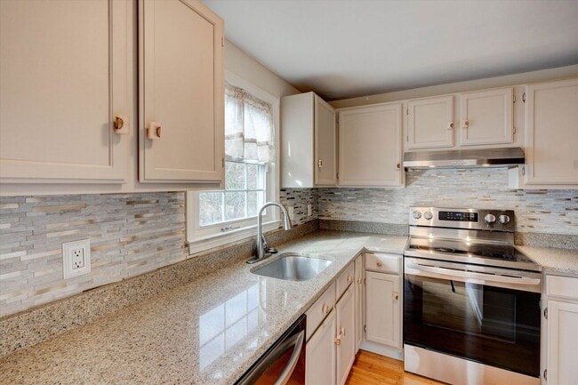 Photo - 50 Edward J Roy Dr Unit 48