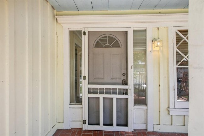 Photo - 321 E Orange St